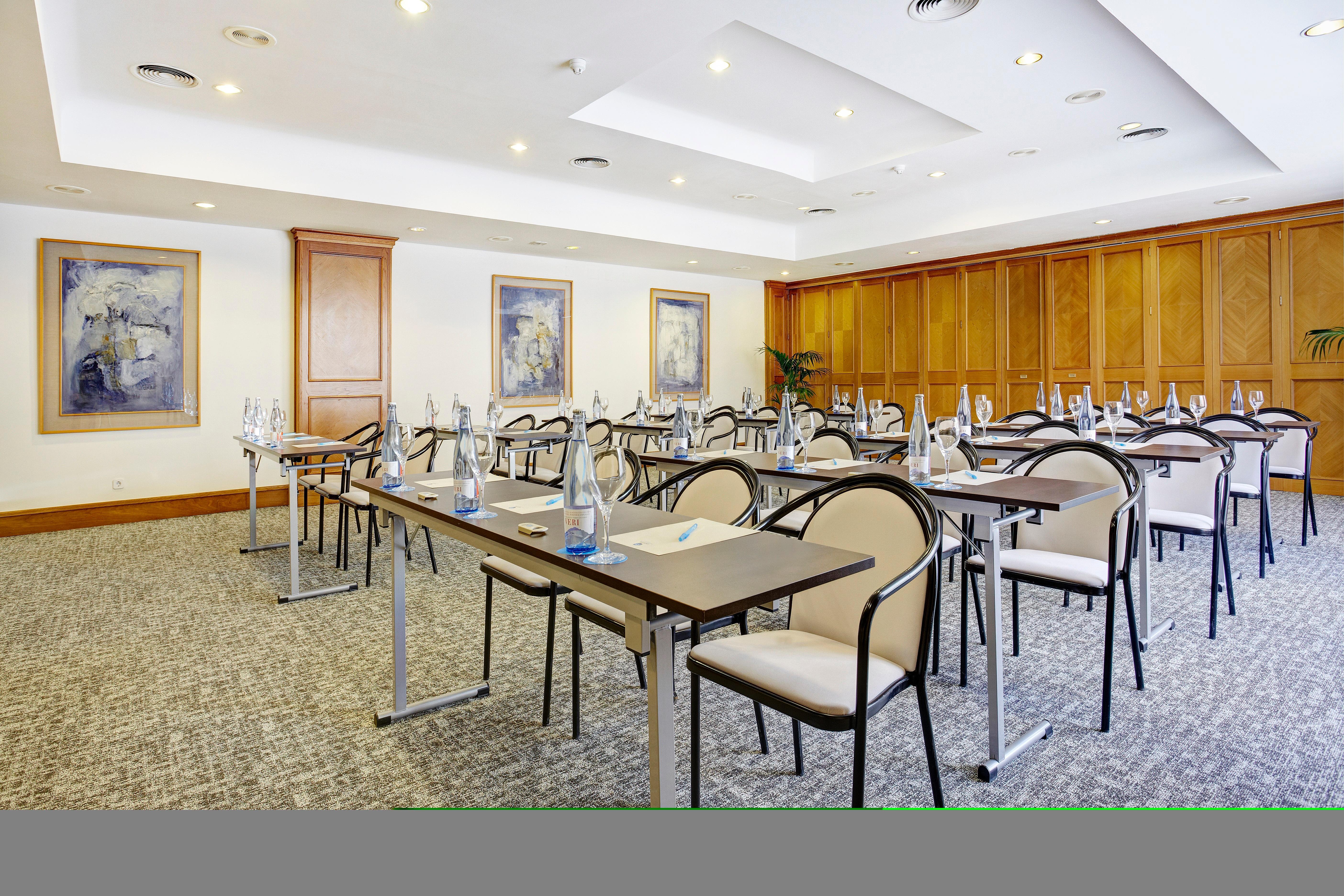 ホテル グルーポテル パルク ナチュラル＆スパ プラヤ・デ・ムロ エクステリア 写真 Meeting room