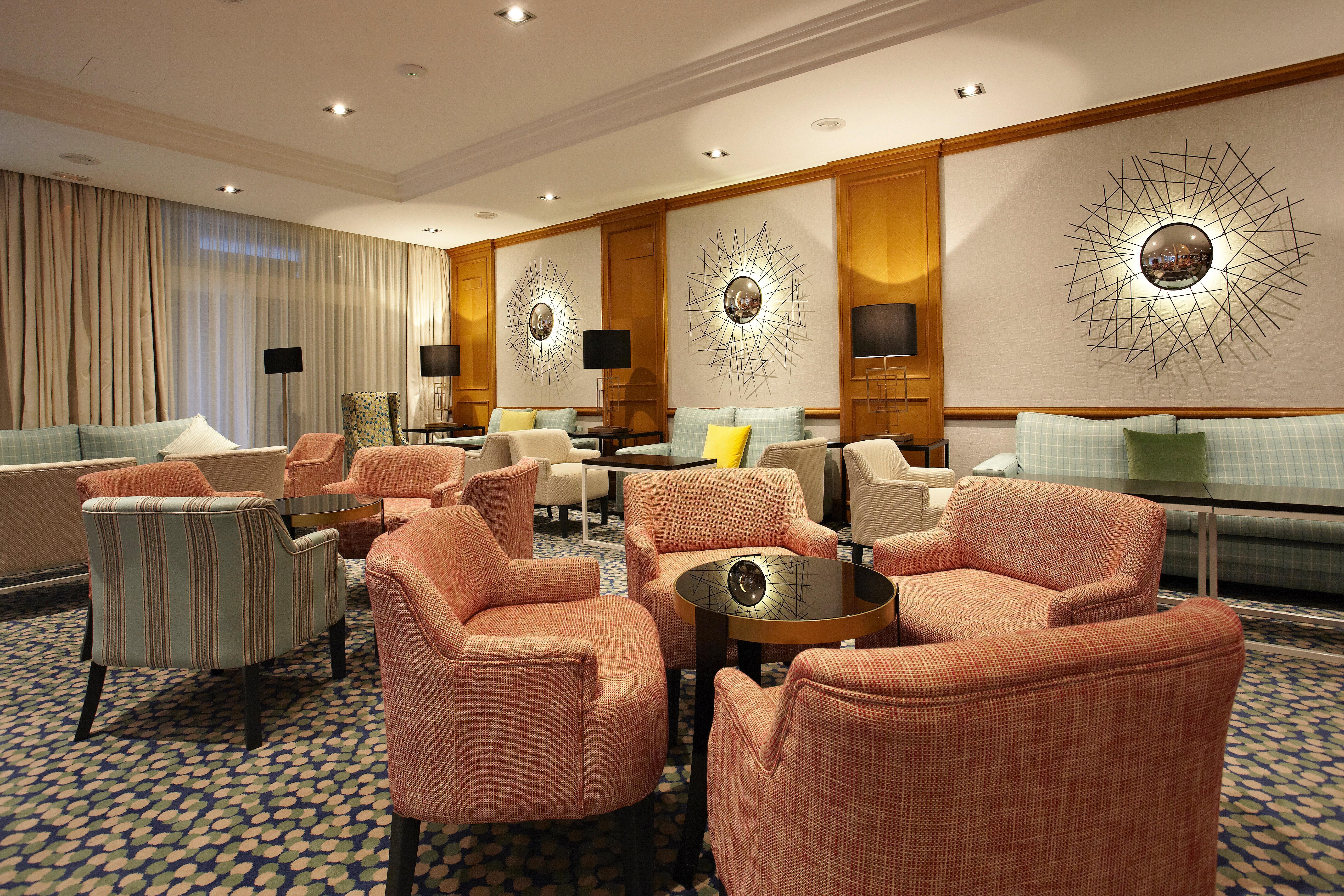 ホテル グルーポテル パルク ナチュラル＆スパ プラヤ・デ・ムロ エクステリア 写真 The lounge at the airport
