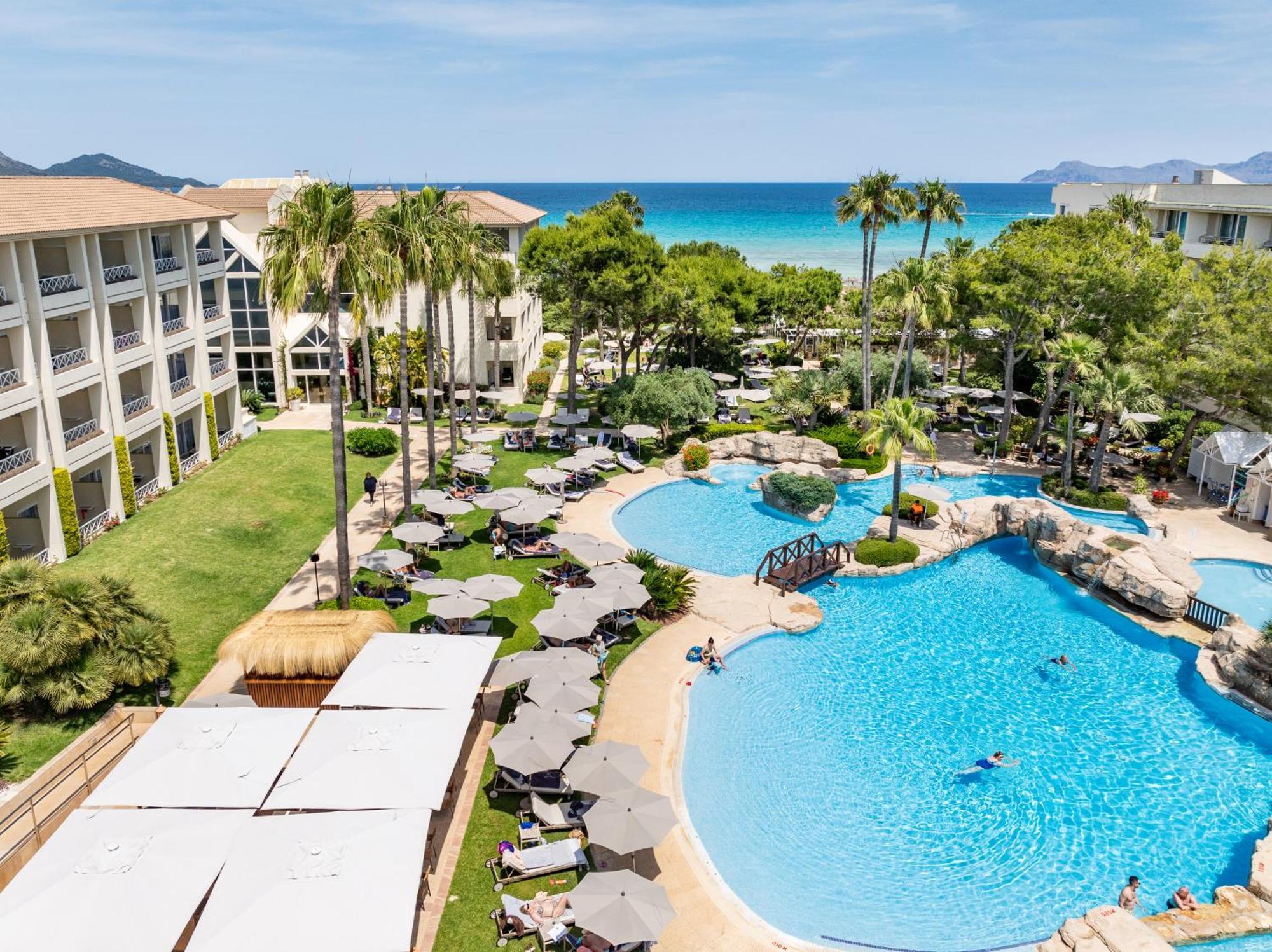ホテル グルーポテル パルク ナチュラル＆スパ プラヤ・デ・ムロ エクステリア 写真 Hilton Mallorca Resort and Spa
