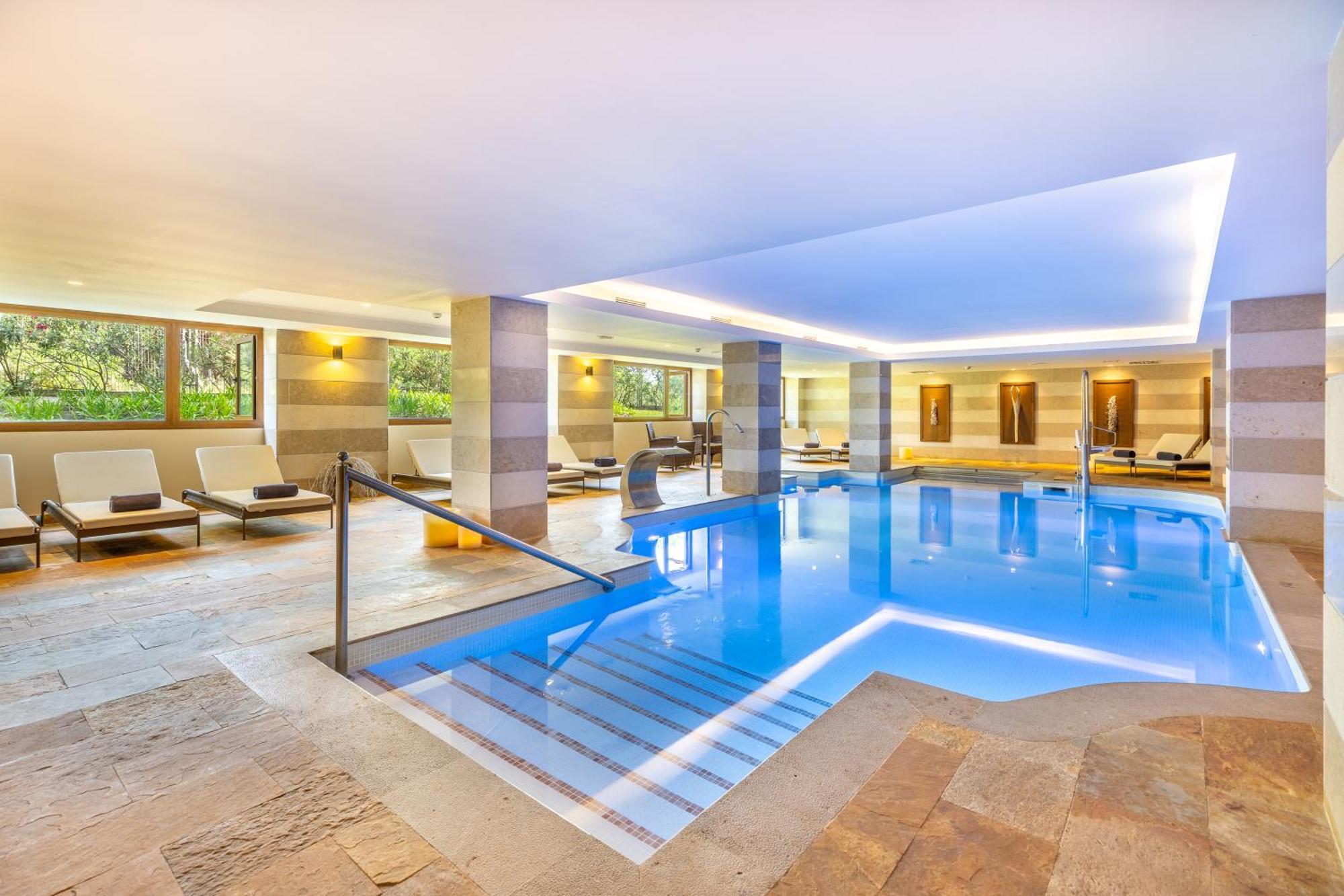 ホテル グルーポテル パルク ナチュラル＆スパ プラヤ・デ・ムロ エクステリア 写真 Indoor pool