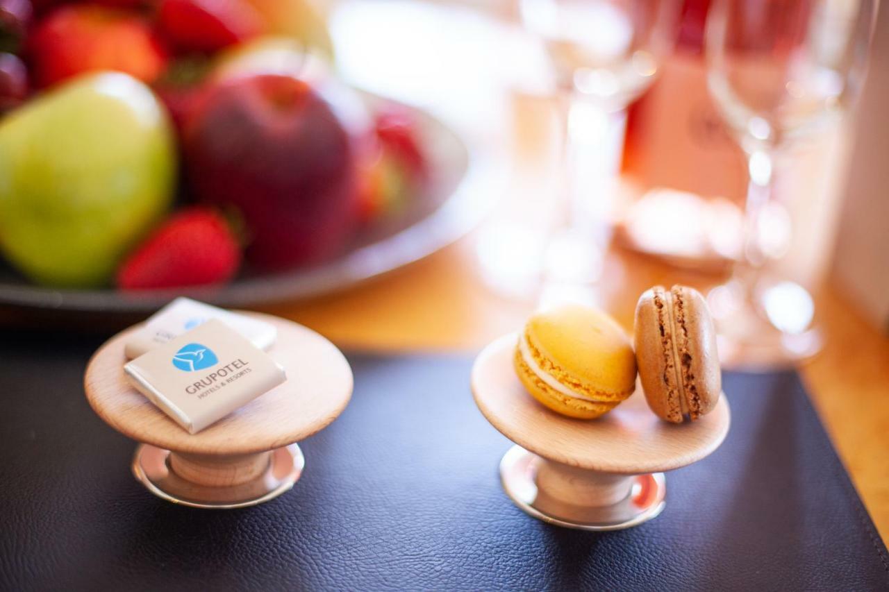 ホテル グルーポテル パルク ナチュラル＆スパ プラヤ・デ・ムロ エクステリア 写真 Macarons