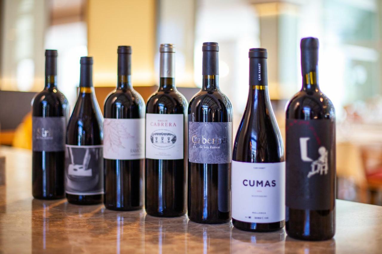 ホテル グルーポテル パルク ナチュラル＆スパ プラヤ・デ・ムロ エクステリア 写真 A selection of California wine